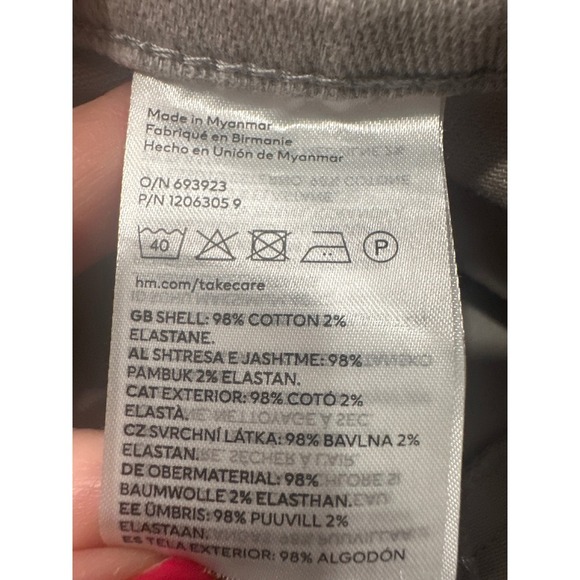 H&M DIVIDED Women's Flare Jeans Size 6 Gray Casual Denim Pants - Picture 7 of 7